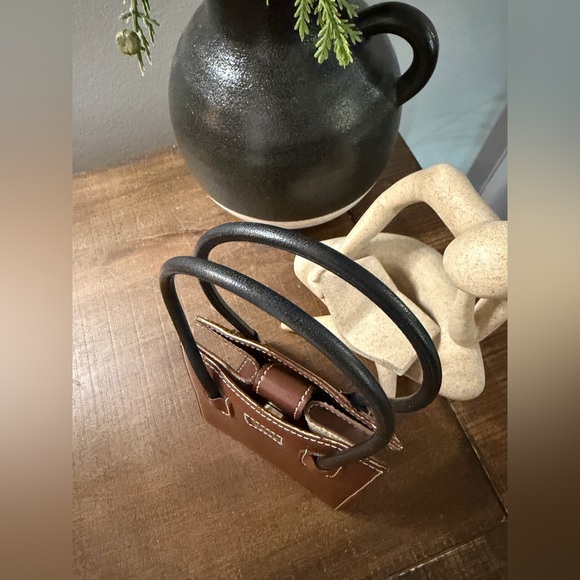 Dooney & Bourke Rare Mini Bag - Picture 3 of 10